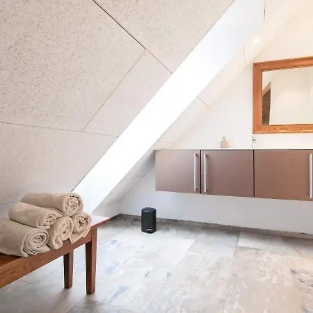 Сasa de vacaciones Garden Retreat Tranquil Escape-by Traum
