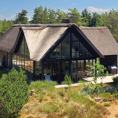 Сasa de vacaciones Garden Retreat Tranquil Escape-by Traum Blåvand
